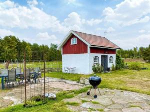 3 person holiday home in Berga-By Traum