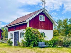 3 person holiday home in Berga-By Traum