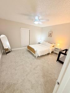Quiet Quarter 1Br1Ba by Dallas north tollway and Med