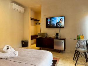 The Heart of the City Room 3