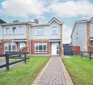 Master bedroom with en-suite