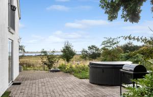 Cozy Home In Haderslev With Sauna