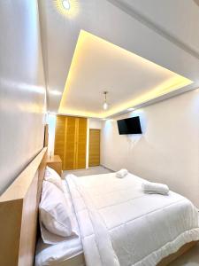 Cozy Apartment in Marrakech Center, Pool &Parking