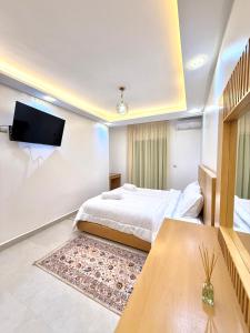 Cozy Apartment in Marrakech Center, Pool &Parking