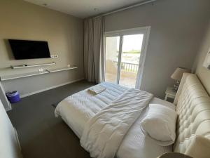 El Gouna Joubal Villa #2 with Private Garden and Lagoon View