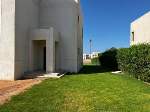 El Gouna Joubal Villa #2 with Private Garden and Lagoon View