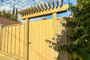 Charming Courtyard Cottage