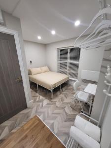 CLSED Luxury Studios Sunny Central London