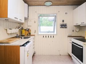 6 person holiday home in Eskebjerg-By Traum