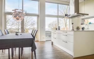 Lovely Home In Løgstrup With House Sea View