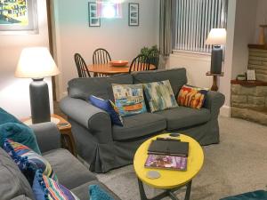 Scarborough Rose Apartment