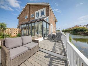 Water's Edge Holiday Home - Hotel 4 stelle a Beadnell