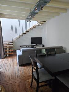 Propiedad reciclada a nueva con terraza propia