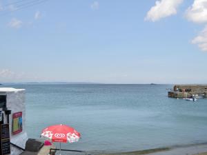 Beach Corner Cottage