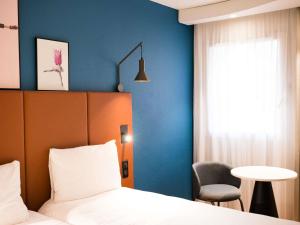 IBIS Port de plaisance