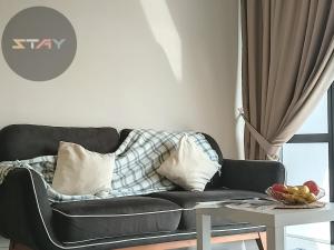 Grand Medini Couple Stylish Netflix 100mbps BySTAY