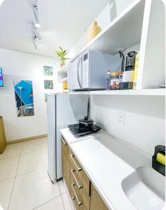 Studio com piscina, academia e ar condicionado Centro RIO