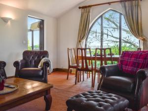 Church View Apartment