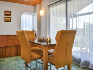 Church View Apartment