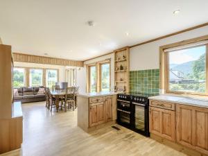 Benmore Drimfern - Uk38742