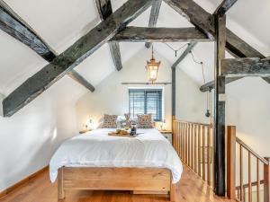 Coach House - Uk49793