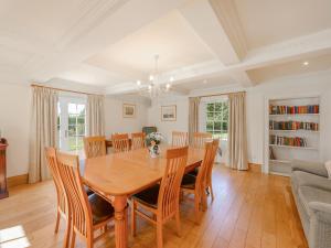 Winton Cottage - Uk50380