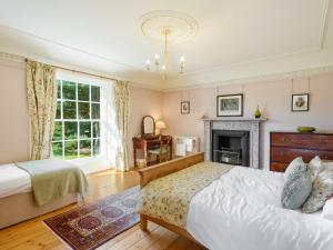 Winton Cottage - Uk50380