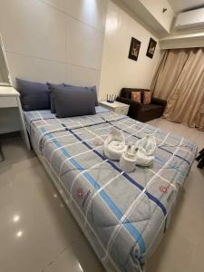 Sea Residences Condotel With Balcony, by Rose