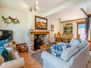 Cedar - Uk49525
