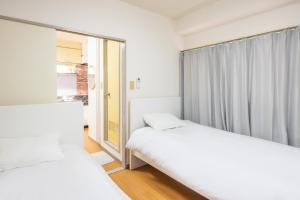 103 8 min walk to Ikebukuro 6 min walk to Kanamecho Station25m Max 2 people Direct access to Tokyo, Shinjuku, Shibuya, Ueno