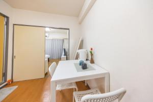 205 8 min walk to Ikebukuro 6 min walk to Kanamecho Station25m Max 2 people Direct access to Tokyo, Shinjuku, Shibuya, Ueno