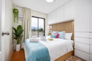 The Aviary 2BR Suite at One Oasis, FREE Parking