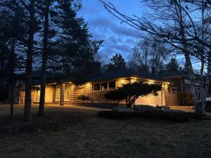 Large family friendly house near Toronto