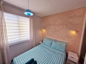 Vibrant Spacious Condo near SM East NU Medical City