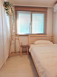 Monoplan House Seongsu Lofty Stay