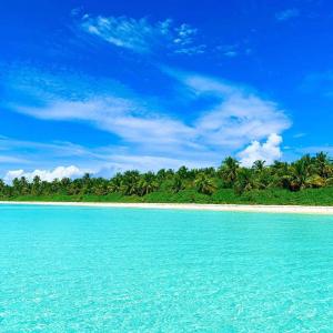 Long Beach Laamu Hotel