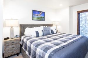 Ridgepoint at Deer Valley Resort - Three Bedroom with Hot Tub #124 condo