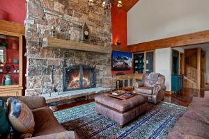 La Maconnerie at Deer Valley Resort - Four Bedroom Condo with Hot Tub #3 condo