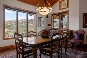 La Maconnerie at Deer Valley Resort - Four Bedroom Condo with Hot Tub #3 condo