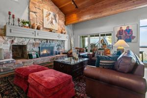 Stag Lodge at Deer Valley Resort - Three Bedroom Residence with Loft and Spa #14 condo