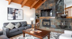 Pinnacle at Deer Valley Resort - Four Bedroom Condo with Hot Tub #1263 condo