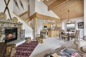 Boulder Creek at Deer Valley Resort - Three Bedroom Condo with Hot Tub #1119 condo