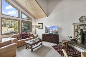 Boulder Creek at Deer Valley Resort - Three Bedroom Condo with Hot Tub #1119 condo