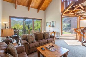 Pinnacle at Deer Valley Resort - Four Bedroom Condo with Hot Tub #1470 condo