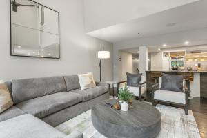1158 - Three Bedroom Deluxe Stonebridge condo
