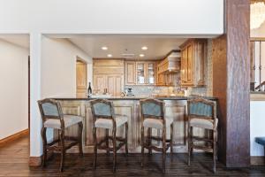 Grand Lodge - Penthouse #505 - Ski-in ski-out condo