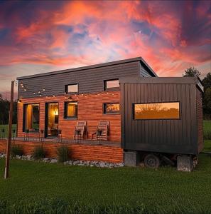 FamilyTinyHouse