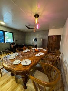 VG09 with huge Pool and bathtub