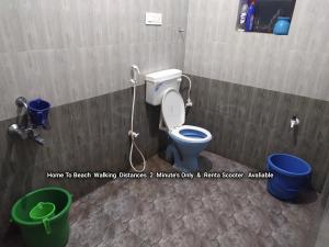 Arundekar Home Stay In 2 Minutes Walk Beach AC Room