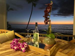 Gorgeous Blue Ocean Views, AC, Sunsets & 1-Min Walk to Beach